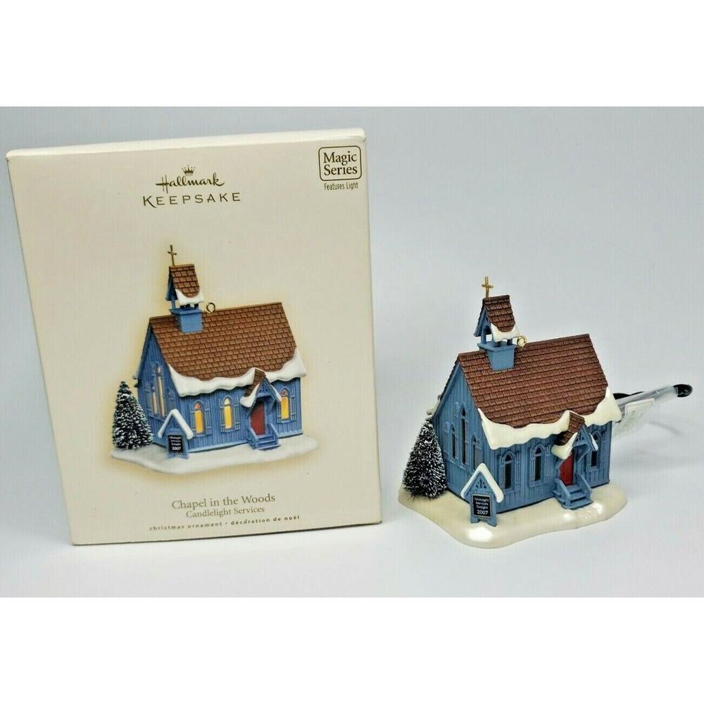 2007 Hallmark Chapel In‎ The Woods Candlelight Services Ornament U37